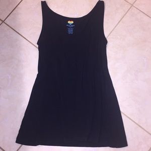 Old Navy basic black tank with synched waist